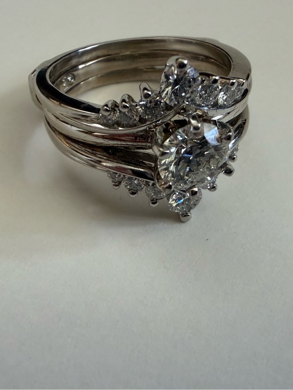14k White Gold & Diamond Two Ring Bridal Set size 9 - Picture 4 of 15
